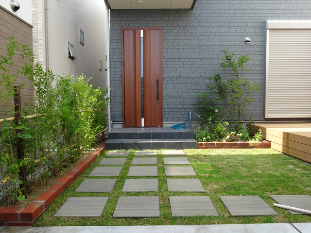 緑に囲まれたお庭 一戸建て リフォーム事例 Lixilリフォームネット